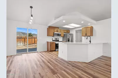1286 Currycomb Circle, Minden, NV 89423 - Photo 7