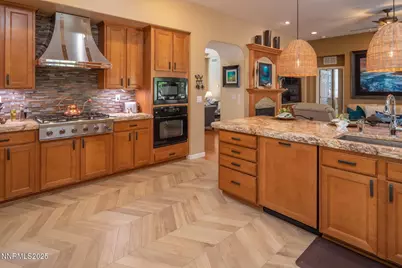 6581 Voyage Drive, Sparks, NV 89436 - Photo 9