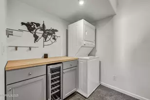 442 E 7th St, Reno, NV 89512 - Photo 5