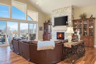 6090 Rock Creek Ct, Reno, NV 89511 - Photo 9