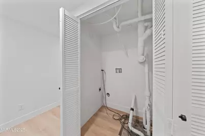 625 Hunter Lake Drive, Reno, NV 89509 - Photo 39