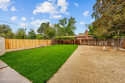 625 Hunter Lake Drive, Reno, NV 89509 - Photo 45