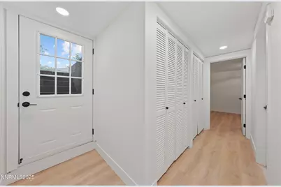 625 Hunter Lake Drive, Reno, NV 89509 - Photo 33