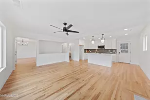 625 Hunter Lake Dr, Reno, NV 89509 - Photo 5