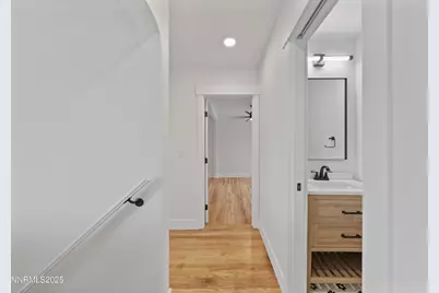 625 Hunter Lake Drive, Reno, NV 89509 - Photo 17