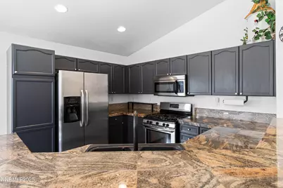 10375 Rosemount Drive, Reno, NV 89521 - Photo 15