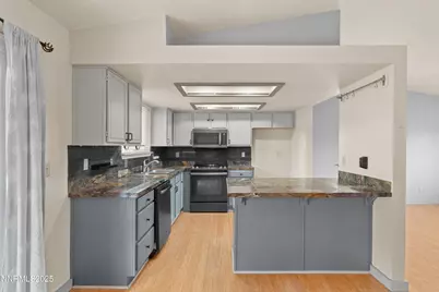 997 Ridgeview Drive, Carson City, NV 89705 - Photo 11