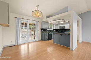 997 Ridgeview Dr, Carson City, NV 89705 - Photo 9