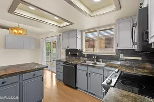 997 Ridgeview Dr, Carson City, NV 89705 - Photo 13