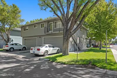 601 Oakwood Drive #Apt 4, Sparks, NV 89431 - Photo 3