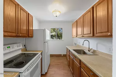 601 Oakwood Drive #Apt 4, Sparks, NV 89431 - Photo 9