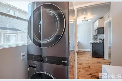 210 Cheney Street, Reno, NV 89502 - Photo 9