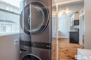 210 Cheney St, Reno, NV 89502 - Photo 9