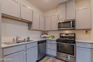 8796 Scenic Sky Dr, Reno, NV 89506 - Photo 17