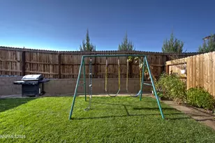 8796 Scenic Sky Dr, Reno, NV 89506 - Photo 37