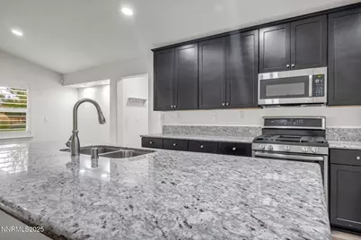7423 Comet Court, Sparks, NV 89436 - Photo 17