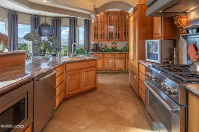 4905 Mountainshyre Road, Reno, NV 89519 - Photo 13
