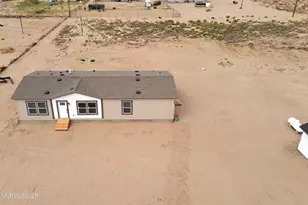 7565 Springfield Rd, Silver Springs, NV 89429 - Photo 23