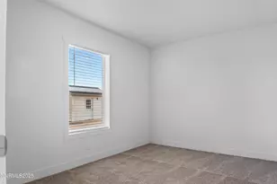 7565 Springfield Rd, Silver Springs, NV 89429 - Photo 15