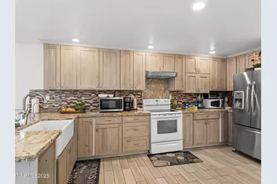 5216 Sun Valley Boulevard, Sun Valley, NV 89433 - Photo 15