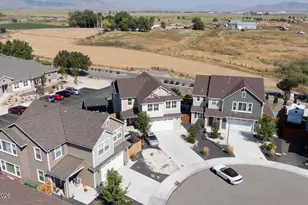 944 Los Alamitos St, Minden, NV 89423 - Photo 51