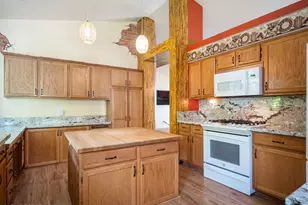 1775 Linden Ct, Minden, NV 89423 - Photo 11