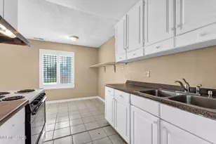 4600 Neil Rd, Reno, NV 89502 - Photo 11