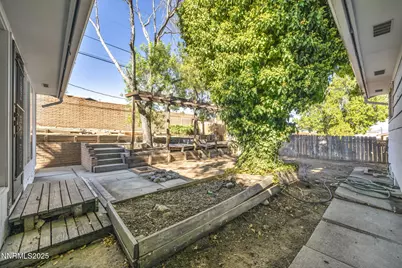 3235 Bryan Street, Reno, NV 89503 - Photo 29