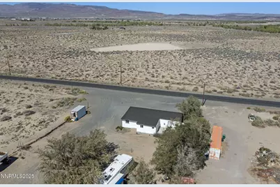 2725 E Fir Street, Silver Springs, NV 89429 - Photo 41