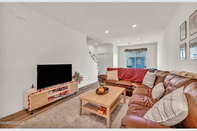 585 Logan Jacob Lane, Reno, NV 89503 - Photo 11