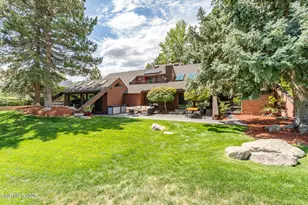 2521 Lake Ridge Shores Cir, Reno, NV 89519 - Photo 47