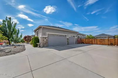 415 Sunset Springs Lane, Sparks, NV 89441 - Photo 9