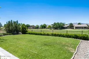 932 Lakeview Dr, Dayton, NV 89403 - Photo 35