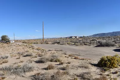 3040 E 6th Street, Silver Springs, NV 89429 - Photo 9