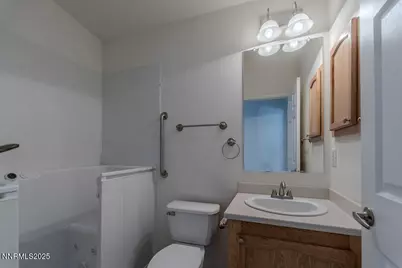 1535 Lincoln Circle, Silver Springs, NV 89429 - Photo 15