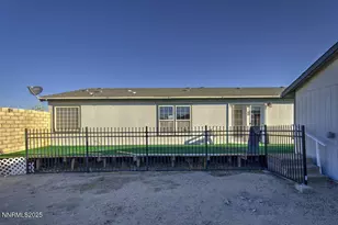 1535 Lincoln Cir, Silver Springs, NV 89429 - Photo 31