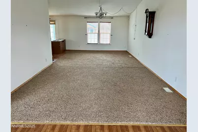 1535 Lincoln Circle, Silver Springs, NV 89429 - Photo 3
