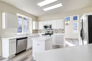 3160 Sky Country Dr, Reno, NV 89503 - Photo 9