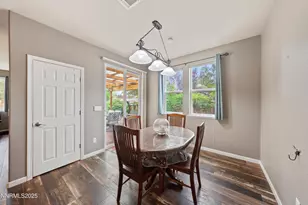 7045 Krug Dr, Sparks, NV 89436 - Photo 17