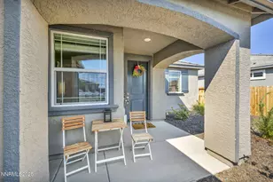 1071 Iron King Dr, Sparks, NV 89441 - Photo 3