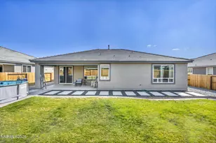 1071 Iron King Dr, Sparks, NV 89441 - Photo 33