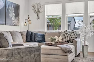 2348 Hammer Fls Dr, Reno, NV 89521 - Photo 3