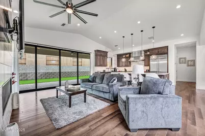 2348 Hammer Falls Drive, Reno, NV 89521 - Photo 13