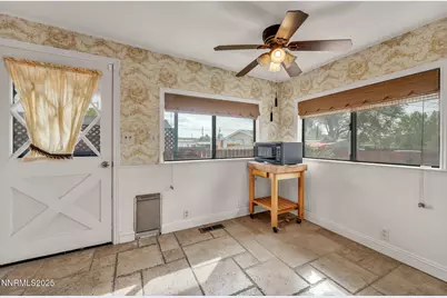 167 E 7th Avenue, Sun Valley, NV 89433 - Photo 17