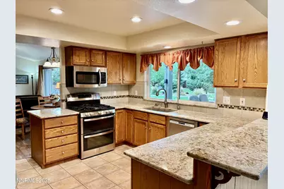 245 Moonbeam Drive, Sparks, NV 89441 - Photo 11