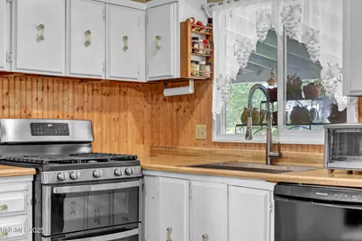 4000 Bobolink Circle, Reno, NV 89508 - Photo 13