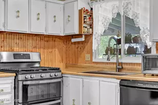 4000 Bobolink Cir, Reno, NV 89508 - Photo 13