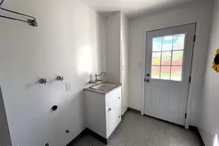 230 Glenmanor Dr, Reno, NV 89509 - Photo 9