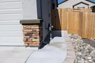 11043 Athabasca Dr, Reno, NV 89506 - Photo 19