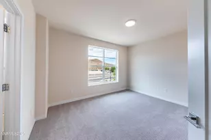 2415 Tecumseh Wy, Sparks, NV 89436 - Photo 17